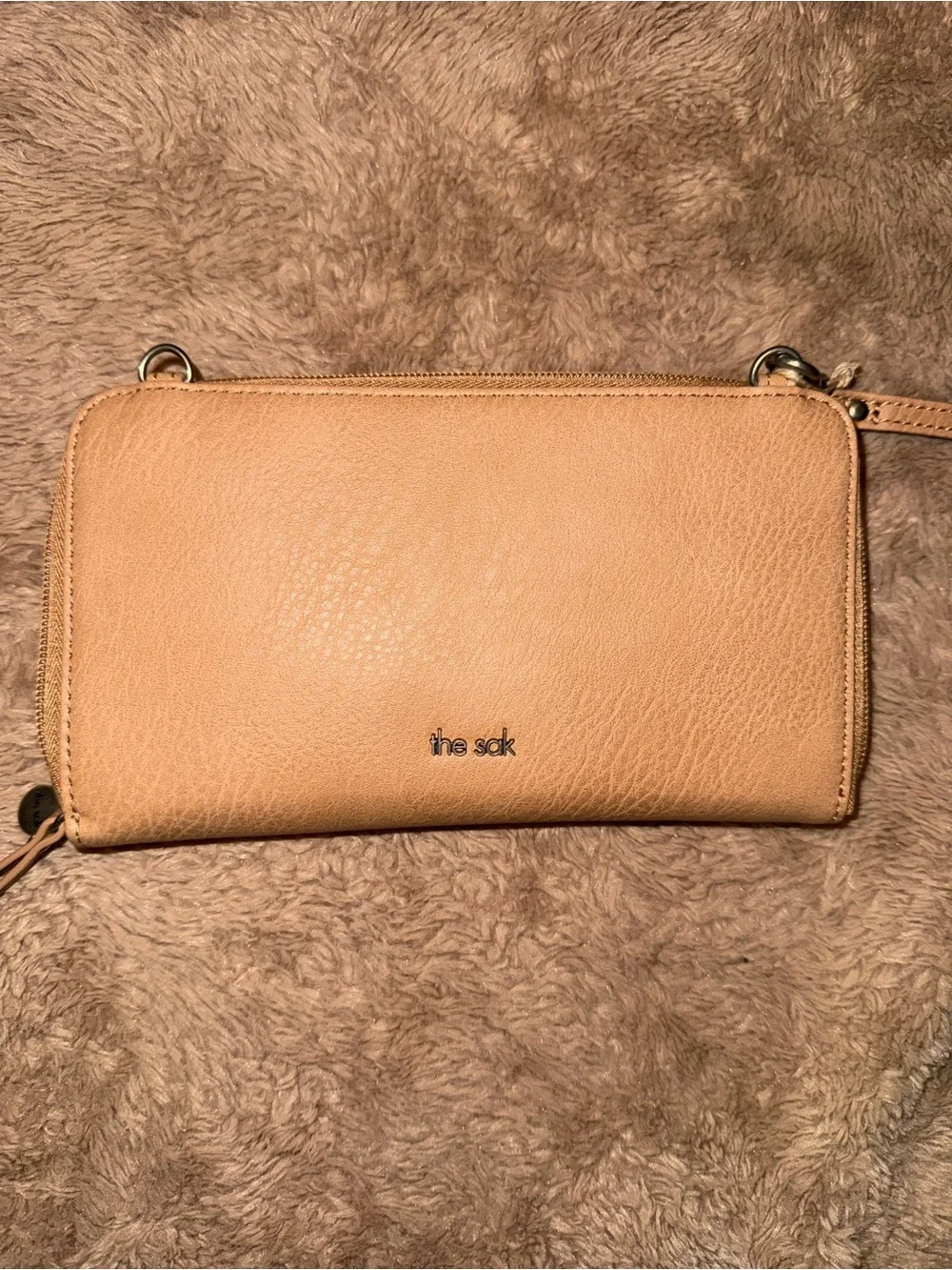 The Sak Iris Smartphone Wallet/Crossbody